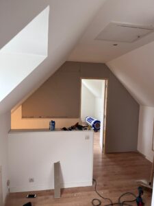 création pièce et isolation mur étage supérieur 3